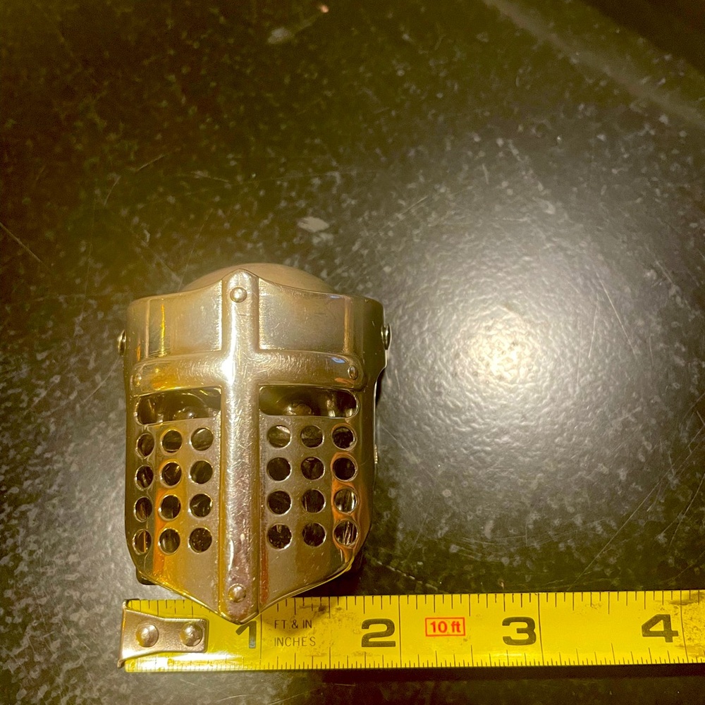 Skull, warrior belt buckle, measures 2 in x 2.5 inch.